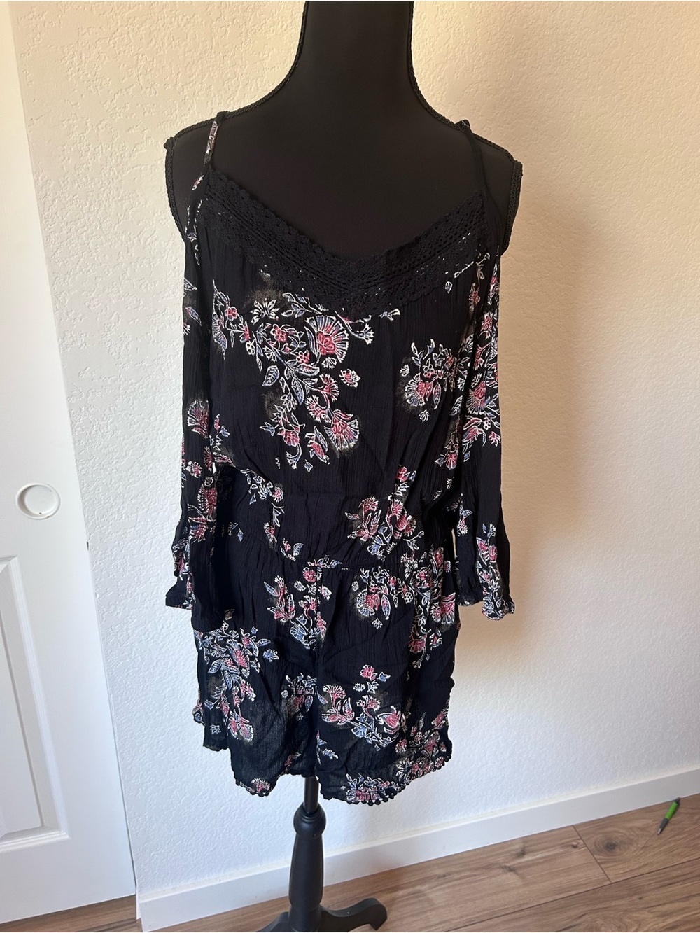 Black Floral Cold-Shoulder Romper Crotchet Trim Boho Festival Indie Y2K